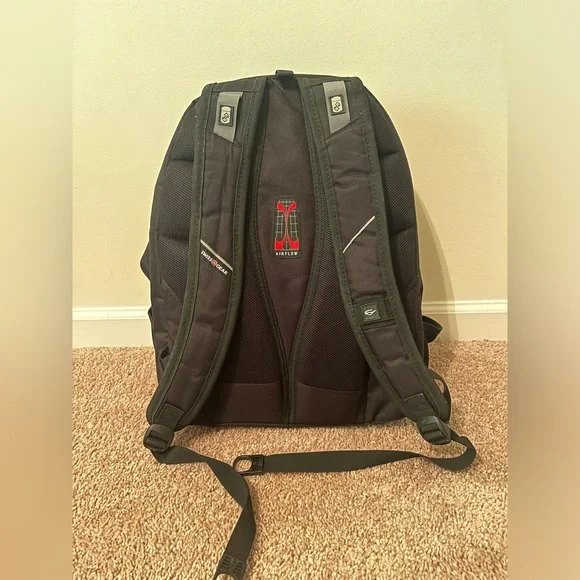 SwissGear 1271 Scansmart Laptop Backpack, BLACK, 16-Inch - Picture 9 of 9